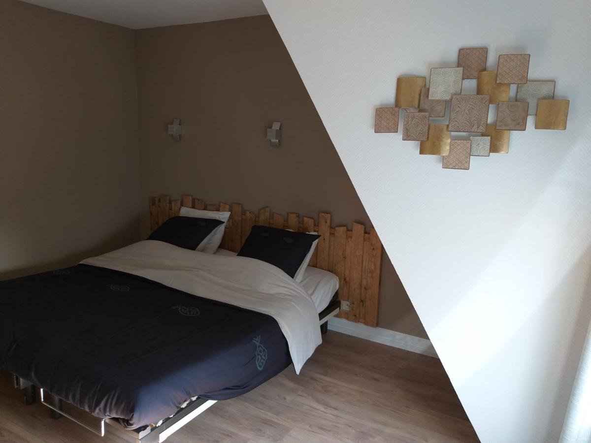 Petite Chatelaine Batiment Les Chevaliers Herbeumont Exterior photo